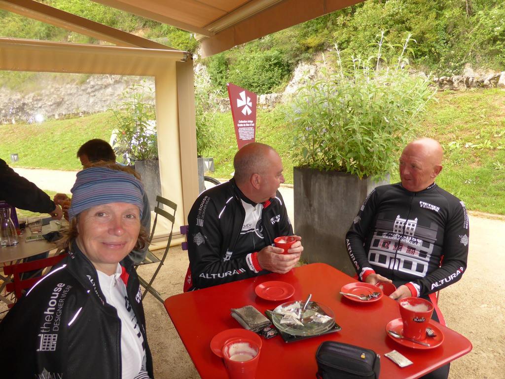 Bed and Breakfast Bedbreakfastbikespyrenees Loubieres Exterior foto